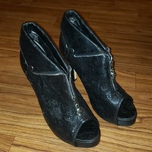 Black heeled booties